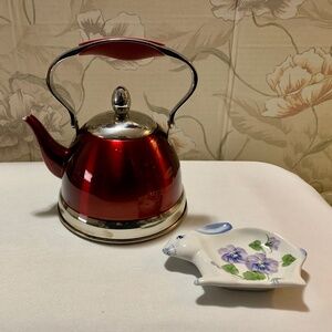 Wolfgang Puck Burgundy Red Stainless Steel Petite Kettle / Tea Pot with Infuser
